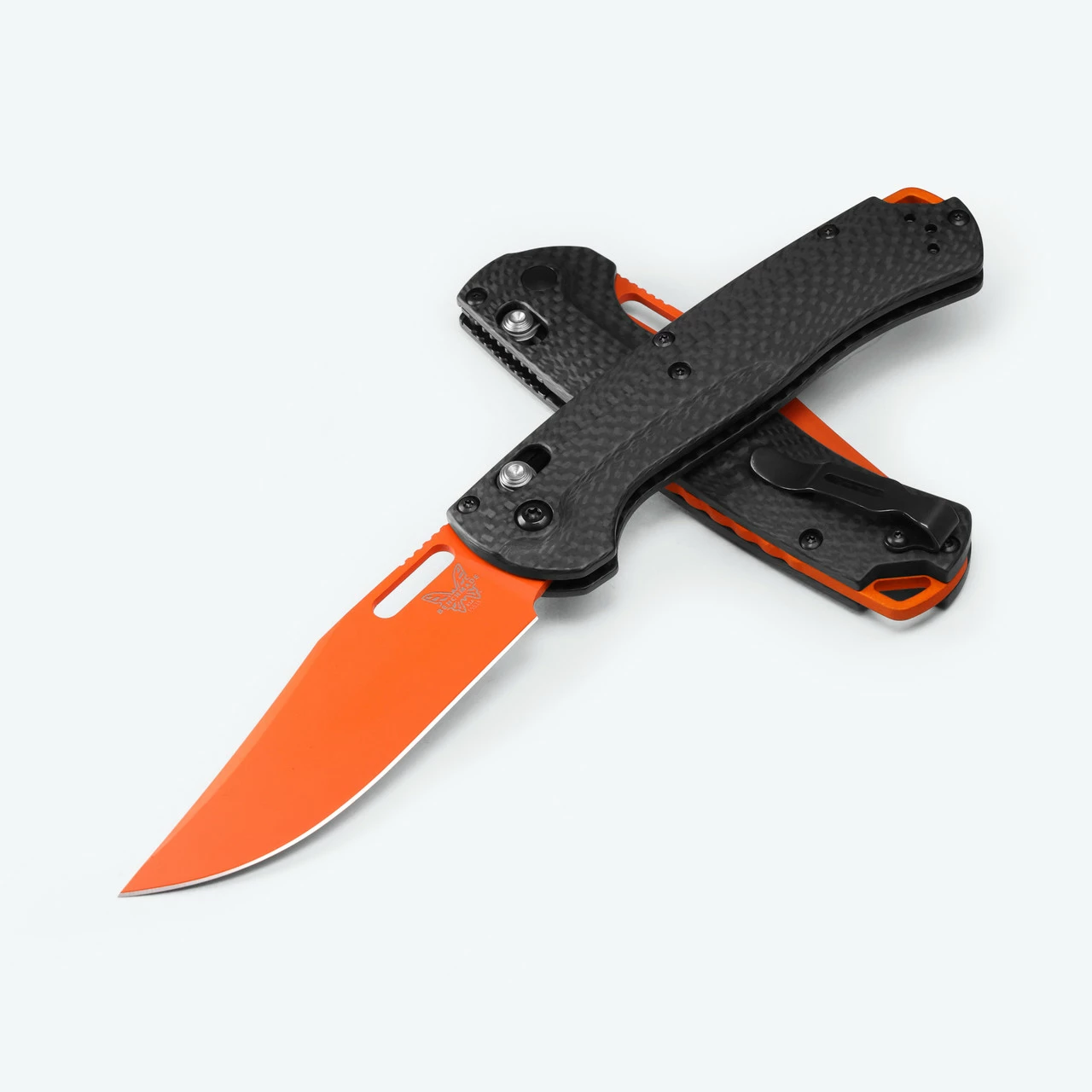 Benchmade 15535OR-1 TAGGEDOUT CPM-MagnaCut Carbon Fiber Handles W/ Exposed Orange Anodized Backspacer Lanyard 3 Benchmade 15535OR-1 TAGGEDOUT CPM-MagnaCut Carbon Fiber Handles W/ Exposed Orange Anodized Backspacer Lanyard