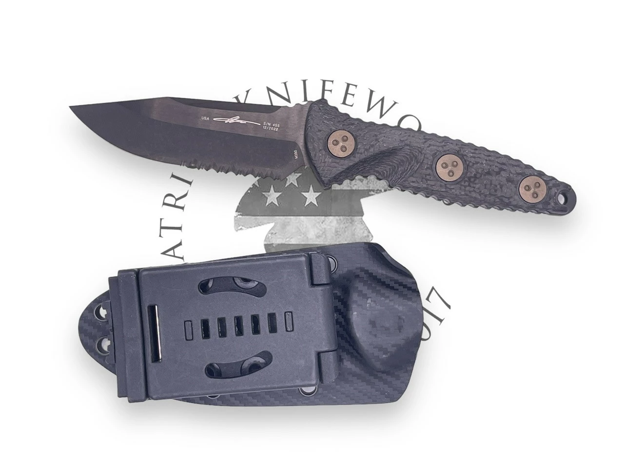 Microtech 113M-2DLCCFS Socom Alpha Mini S/E Signature Series Carbon Fiber Handle DLC Partial Serrated 3 Microtech 113M-2DLCCFS Socom Alpha Mini S/E Signature Series Carbon Fiber Handle DLC Partial Serrated