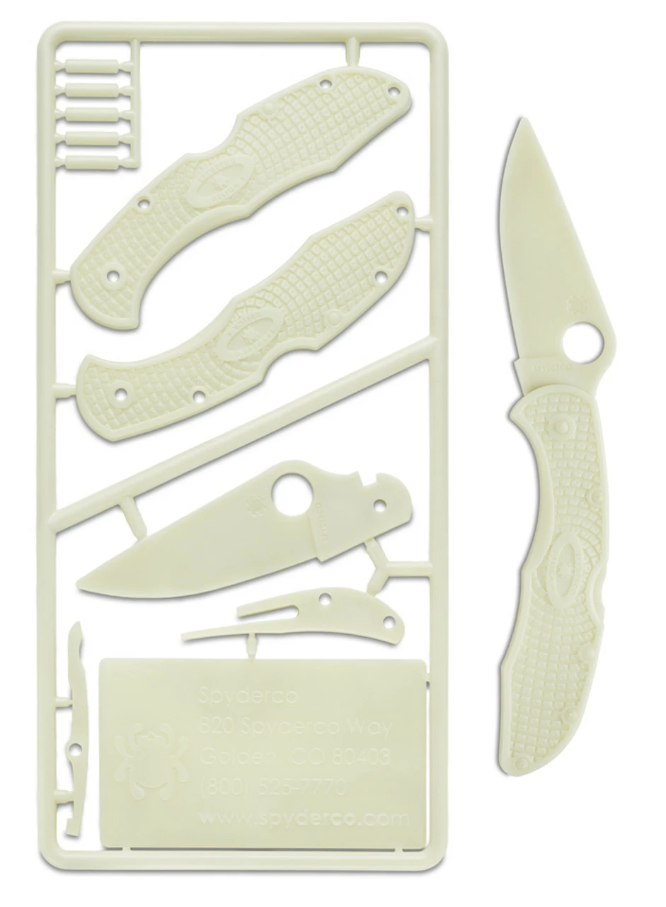 Spyderco PLASTIC KIT DELICA® 4 - PLKIT1 3 Spyderco PLASTIC KIT DELICA® 4 - PLKIT1